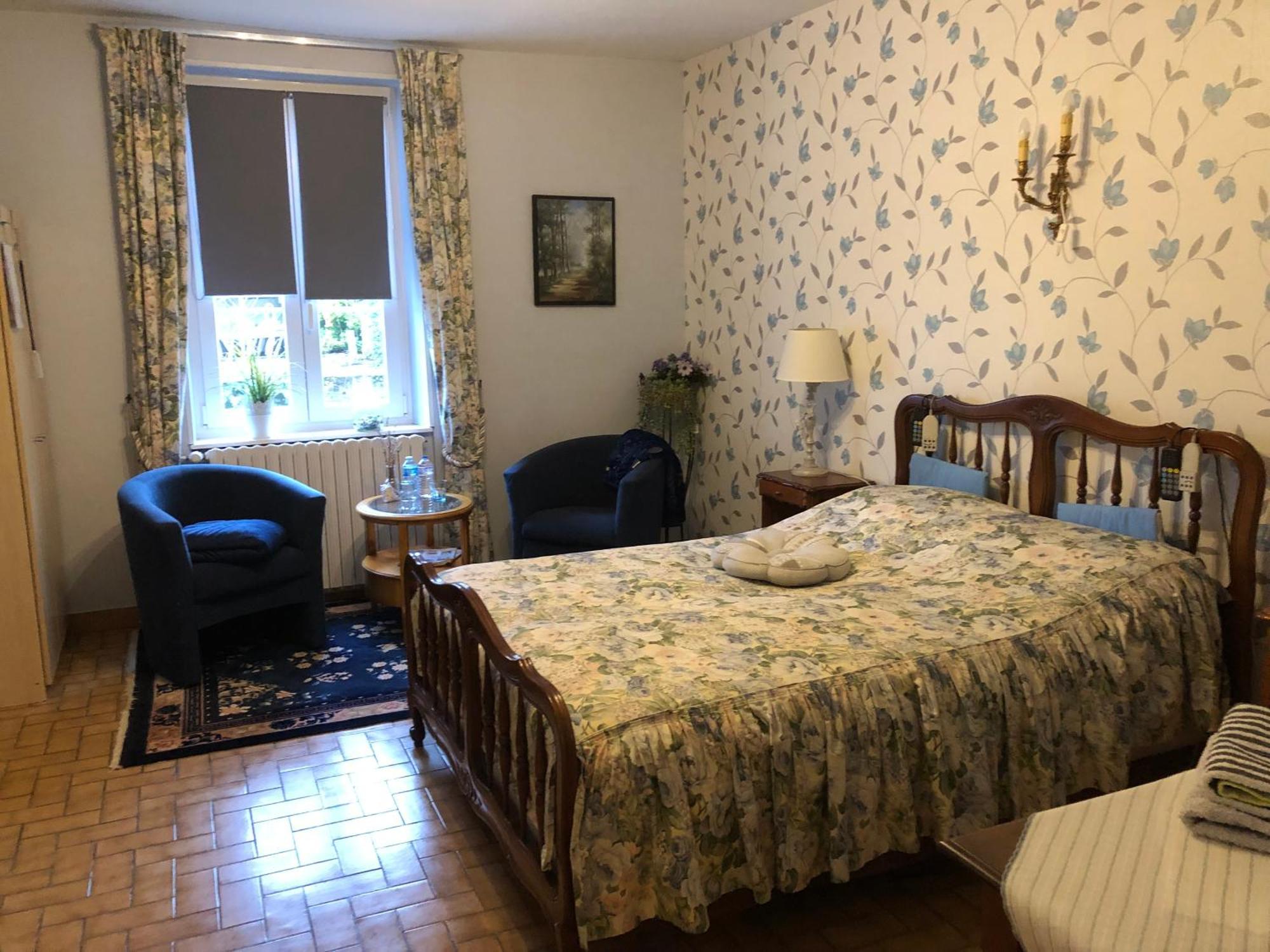 Bed and Breakfast Le Voyageur Saint-Bonnet-Tronçais Exterior foto